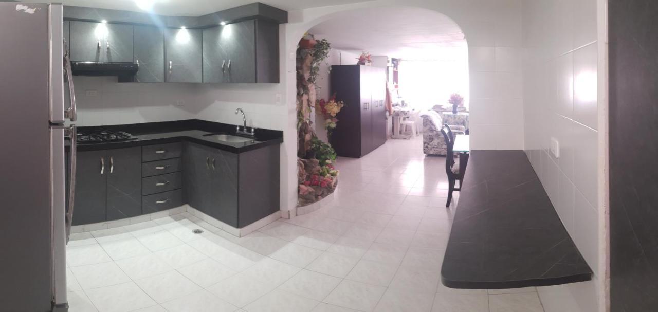 Hostal Dante San Gil Bagian luar foto