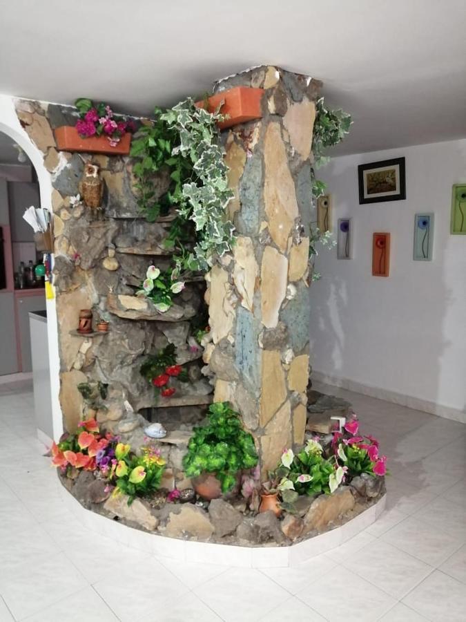 Hostal Dante San Gil Bagian luar foto