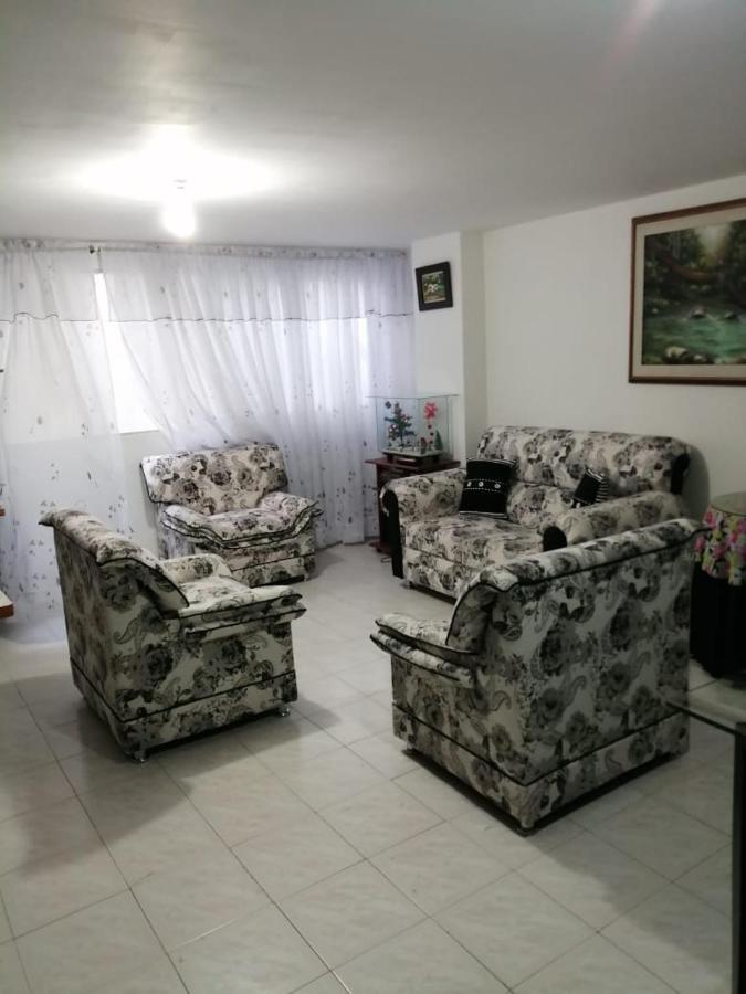Hostal Dante San Gil Bagian luar foto